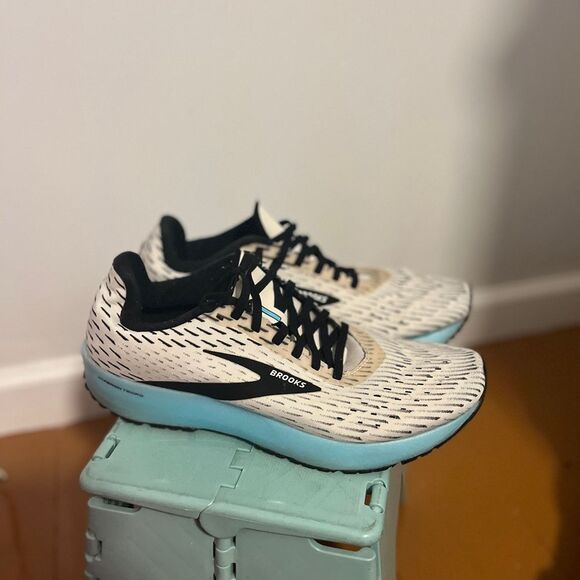 Brooks Hyperion Tempo Size 11.5 main image 8